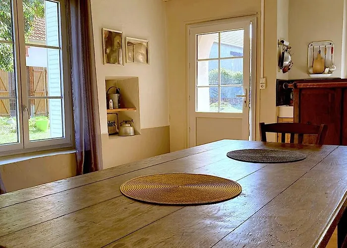 La Maison De Holiday home Lalizolle